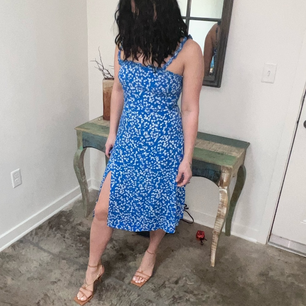 Beautiful midi 👗 - Picture 5 of 15